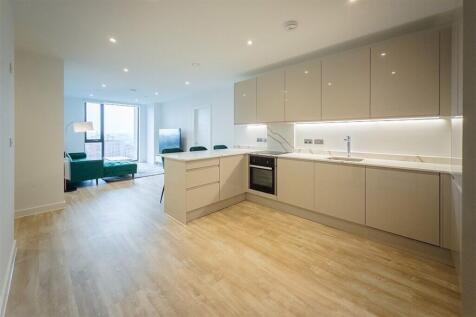 2-bed flat on Fiftyfive, M3, £1,550/mo