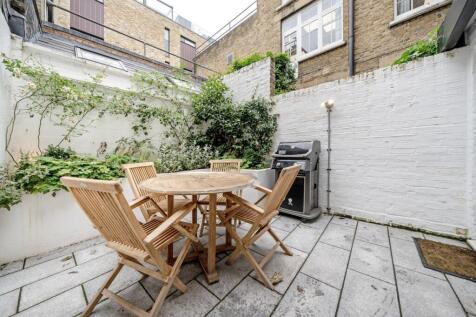10 Marshalsea Road LEA garden Copy.jpg
