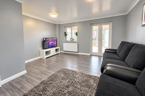 Edmonstone Crescent, NG5 5UW photo 2