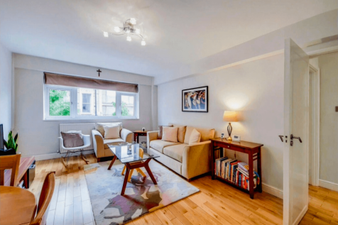 Stunning two bedroom Flat for sale