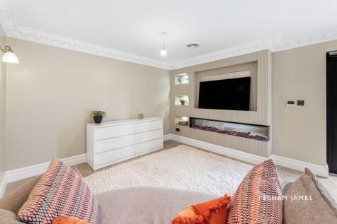 Pool House, Lincoln Road, Peterborough