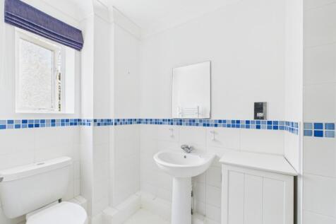 CAM05546G0-PR0051-STILL040