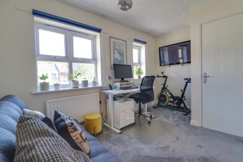 Hulton Close, Southampton, Hampshire, SO19 photo 4