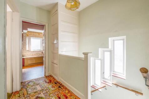 3 Court Farm Road-17.jpg