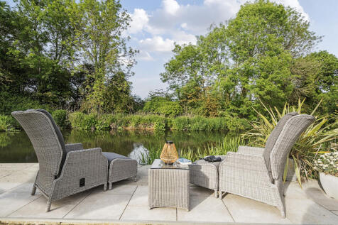 1295833-18-682cf5...