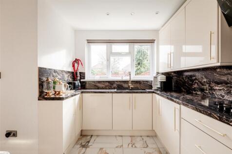 Greenford Road-4.jpg