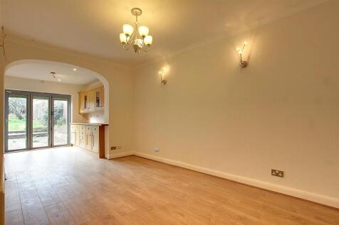 bright_floor_sharp_room.jpg