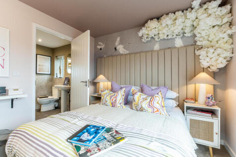 1 Chateau Mews 01...