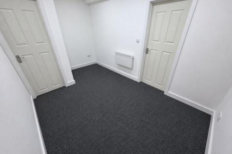 Two Mile Hill Road, Kingswood, Bristol photo 3