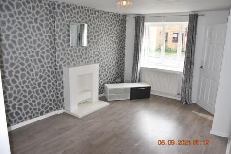 Derwent Close, Wellingborough, Northamptonshire, NN8 photo 3
