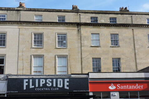 2-bed flat on Whiteladies Road Flat 3, Clifton, Bristol, BS8, £1,790/mo