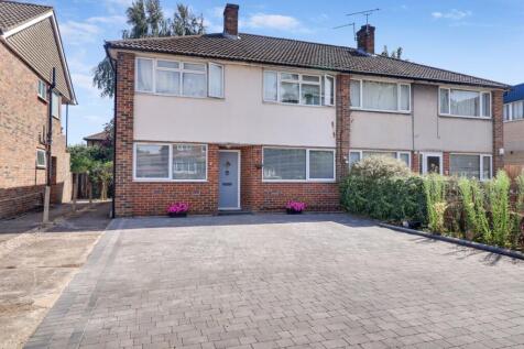 Walton-on-thames, KT12 - property photo