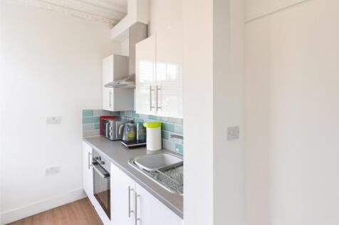 compact_galley_kitchen_marketing