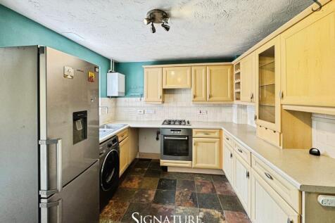 Columbine Road, Hamilton, Leicester photo 3
