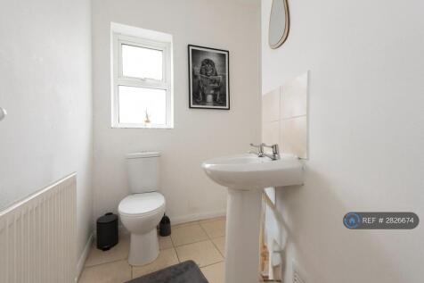 Toilet 2