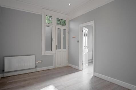 Cavendish Road Redhill - Final Images - Ralph Jame