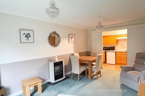 20 Oaktree Ct Kettering-1.jpg