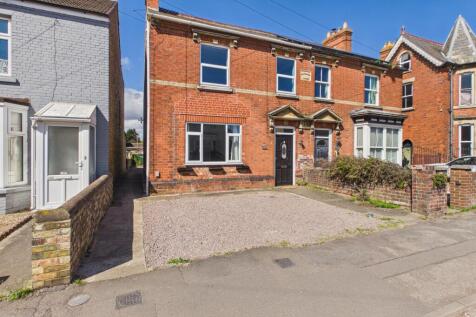 EweMove Spalding - Winsover Road - Front of House