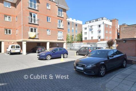 Driveway/Parking