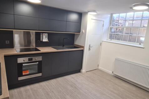 14 St Marys Place, Bury,  photo 3
