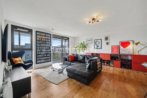Palmers Road E2-2.jpg