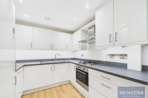 Kitchen / Living Area