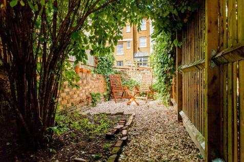 Mountgrove Road (7).jpg