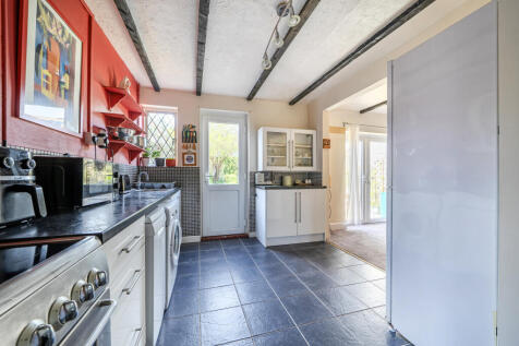 1438635-9-69d5382...