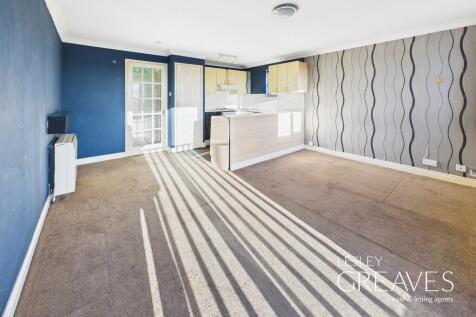 Kitchen/Living Ar...
