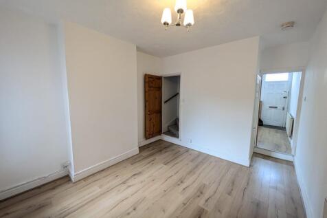 Northfield Road, Harborne, Birmingham, B17 0ST photo 5