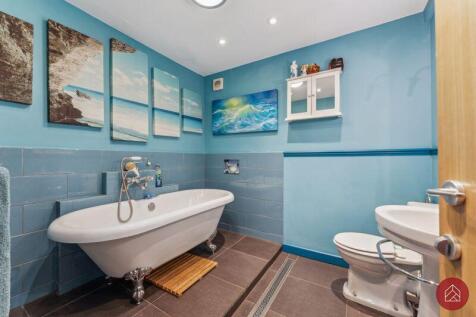 Ground Floor Bathroom