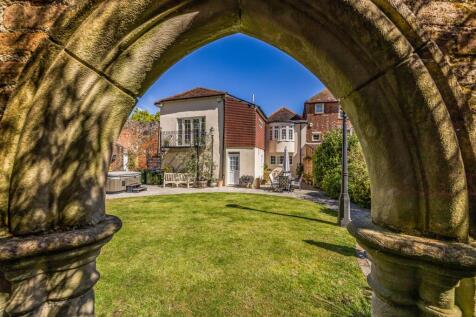 209 Castle Road, Portchester-PorticoMarketing-Nexa