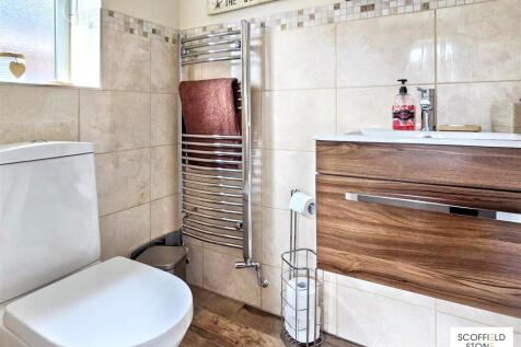 En Suite Shower Room