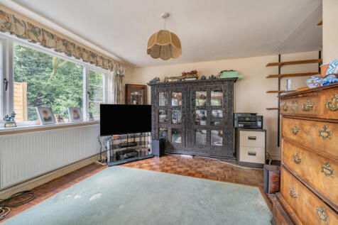 1314541-1-685c185...