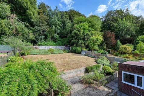 15 Beechwood Drive-19.jpg