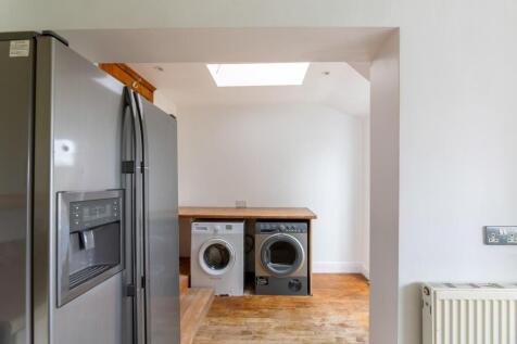 3 Claude Avenue BA2 1AE-23.jpg