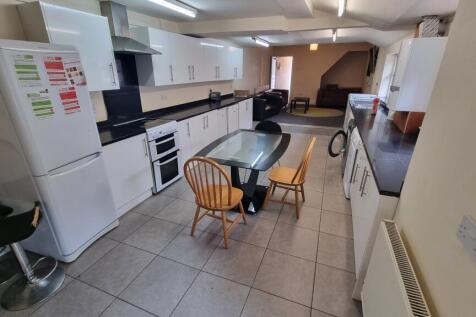 Harrow Road, Selly Oak, West Midlands, B29 photo 3