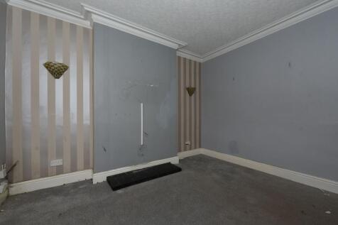 96 Sedgley Road, Woodsetton, Dudley, DY1 4NG