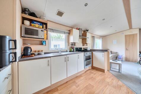 Kitchen / Living Room