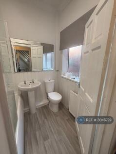 Cross St, Rotherham, S63 photo 4