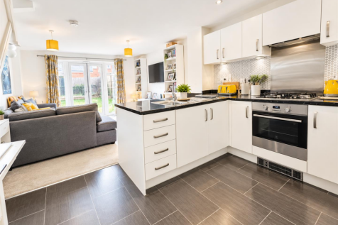 KITCHEN: