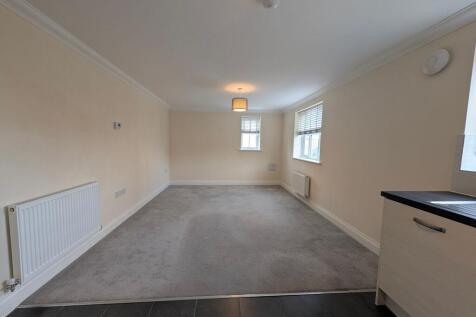 Warren Avenue, Saxmundham, IP17 photo 3