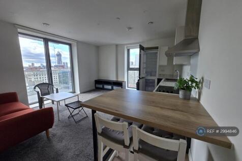 Living &amp; Dining Room
