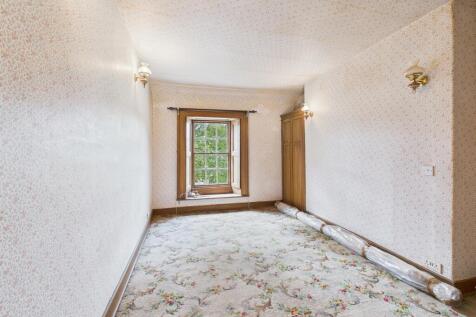 CAM04201G0-PR0094-STILL003