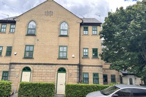 7-bed house on Schuster Road, Victoria Park, £145pppw, £628/mo