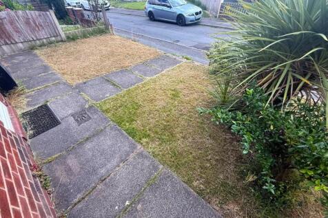 Front Garden.jpeg