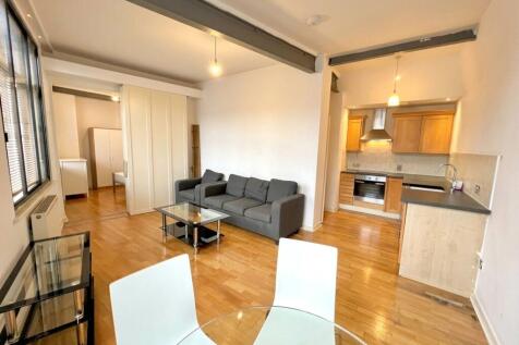 Living Room &amp; Kitchen