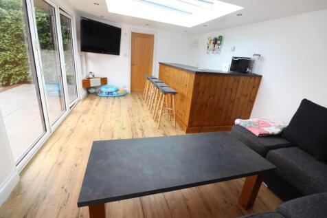 Summerhouse - Inside
