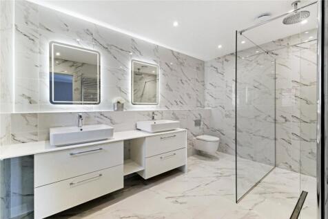 En Suite Shower Room