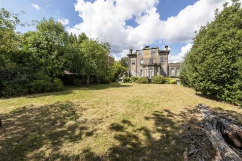 2a.23 Putney Hill Rr Ext.jpg